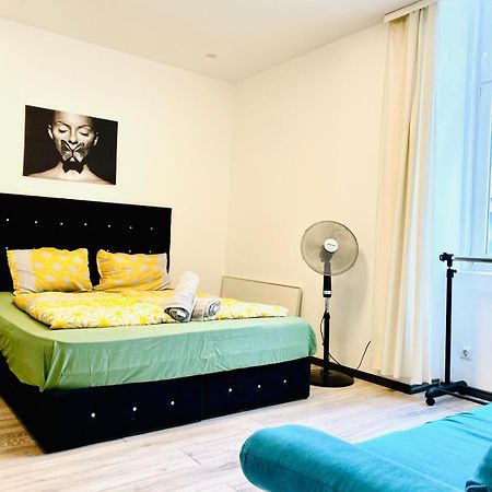 Cute 1Br Apt - 10 Mins Walk From Downtown Viena Exterior foto